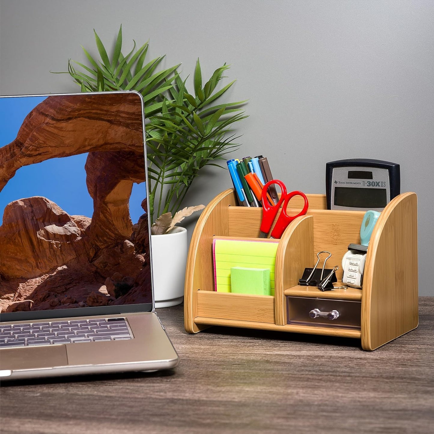Desktop storage box
